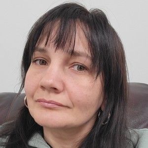 Meet your Posher, Elena